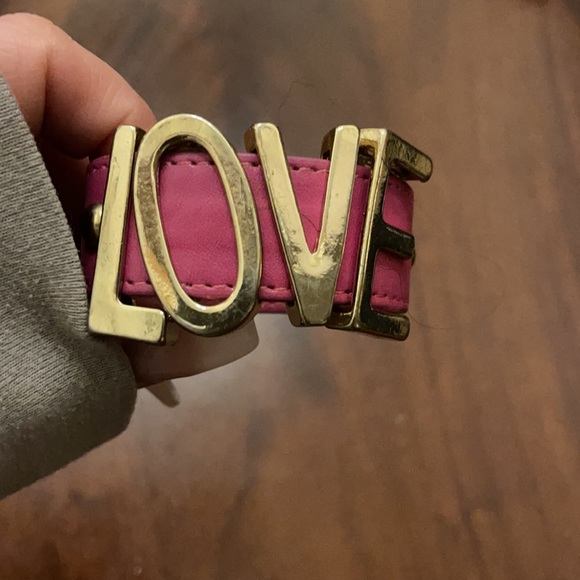 Pink leather Gold Love Cuff button snap bracelet - Picture 4 of 4